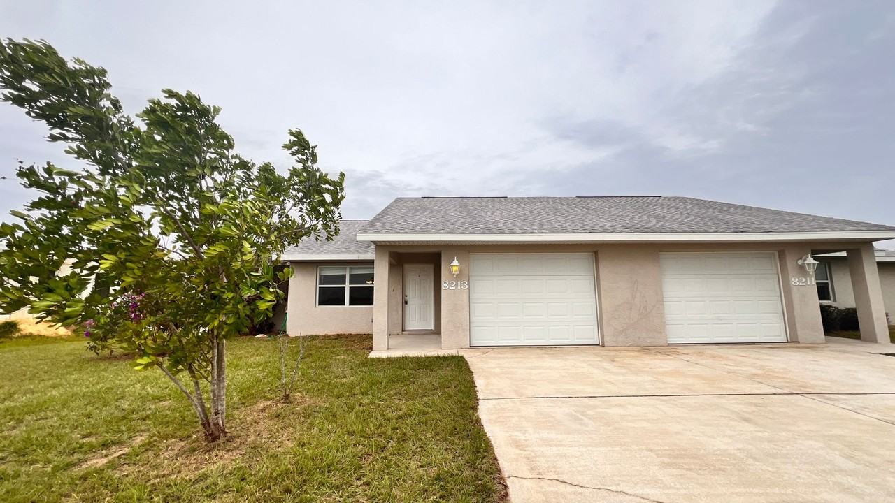 8213 Cozumel Ln - Photo 2 of 37