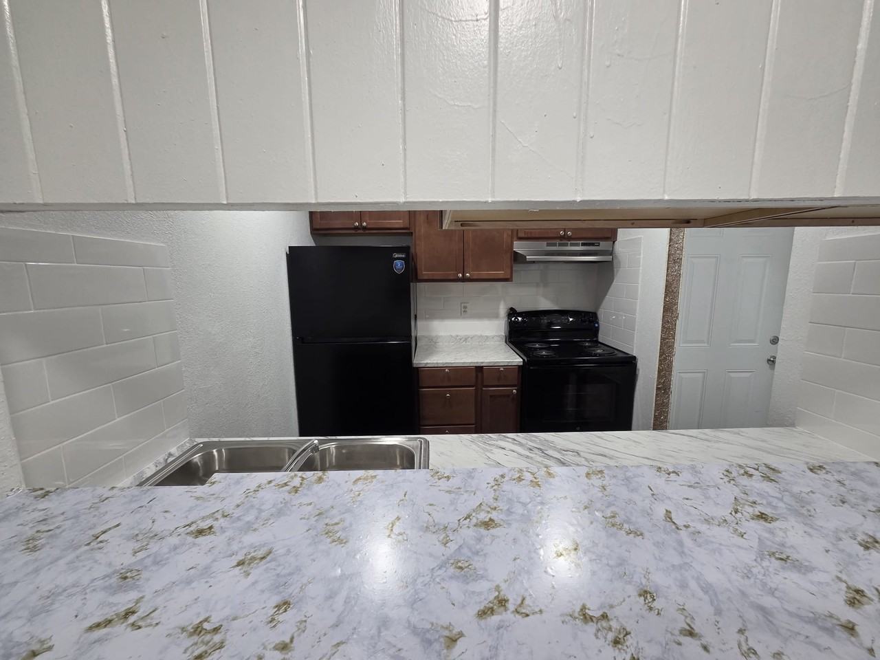 13725 SUSAN KAY DRIVE17-B #17B - Photo 4 of 8