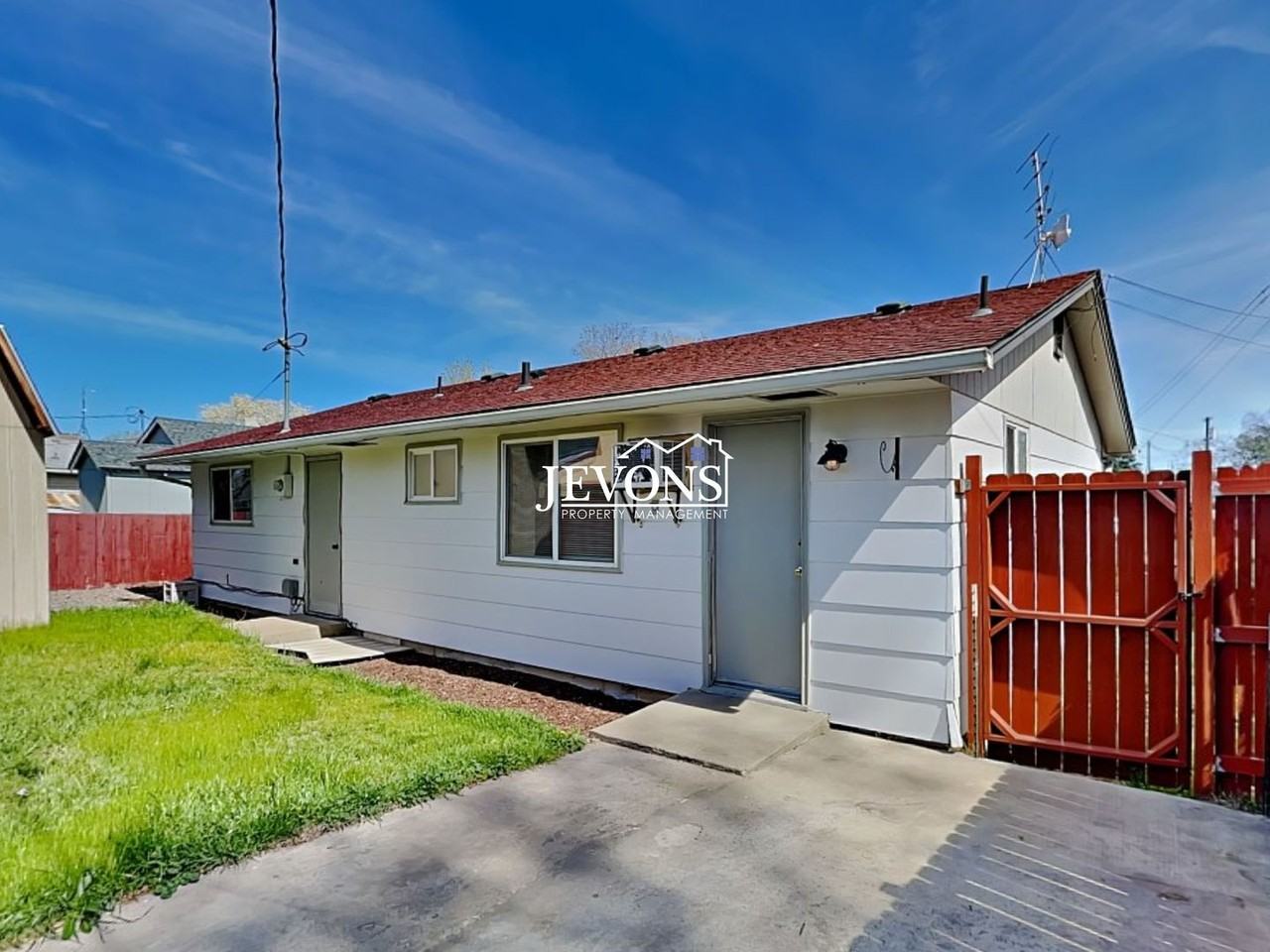 1418 Cornell Ave - Photo 3 of 24