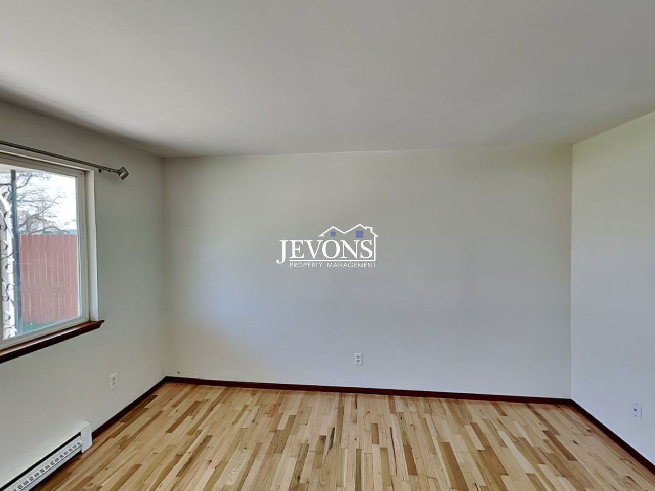 1418 Cornell Ave - Photo 6 of 24