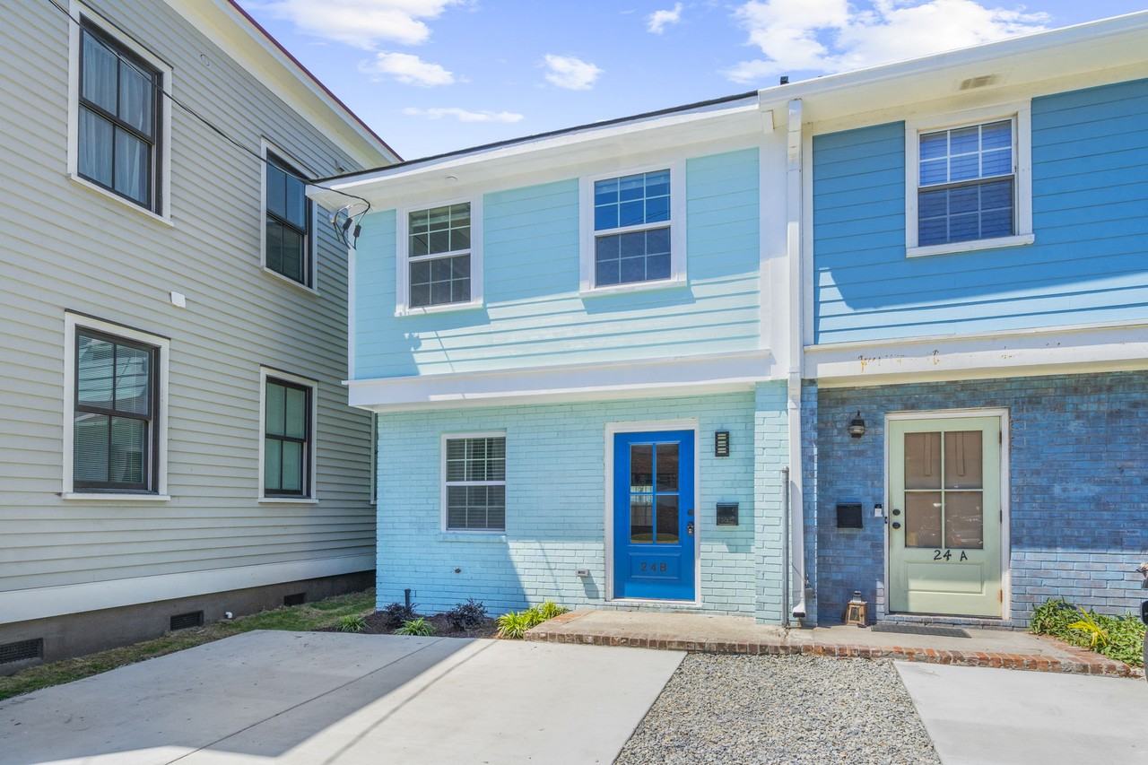 24 Blake Street B - B #B - Photo 2 of 50