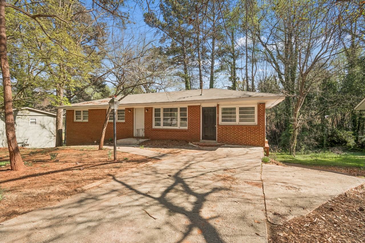 905 Cone Rd #1