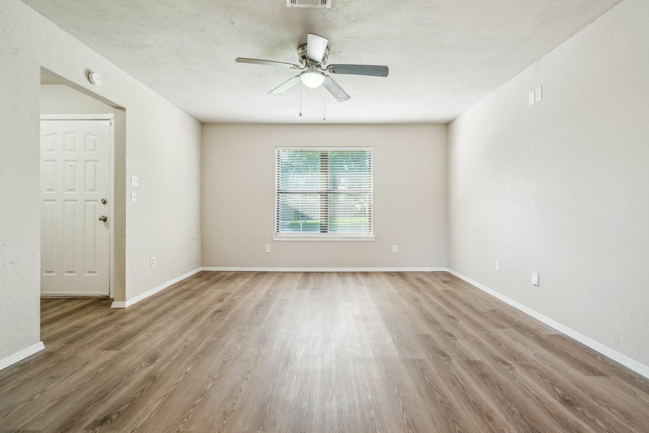 12225 Sw 14th St #1 - Photo 2 of 14