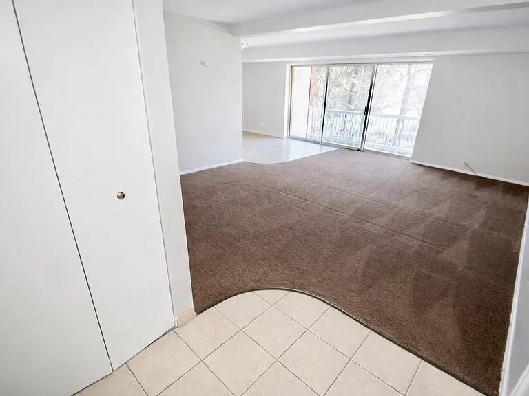 422 EAST WHEELING STREETAPT A-4 #A04 - Photo 4 of 10