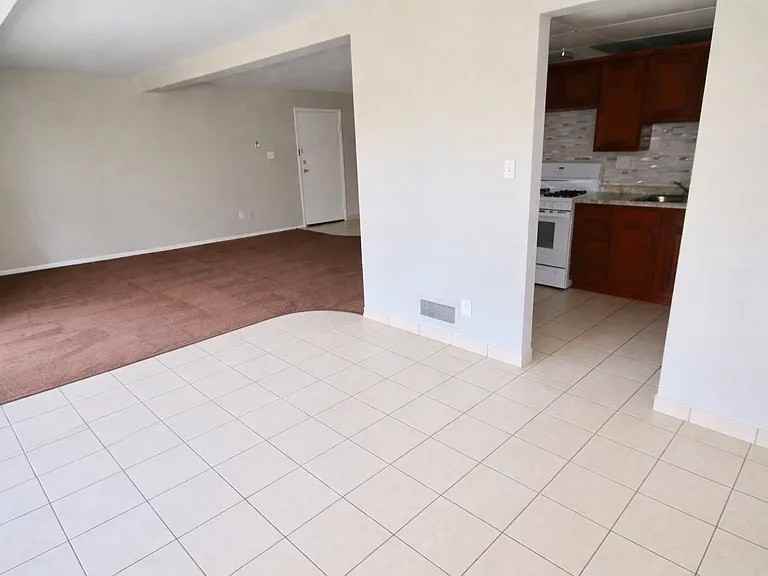 422 EAST WHEELING STREETAPT A-4 #A04 - Photo 6 of 10