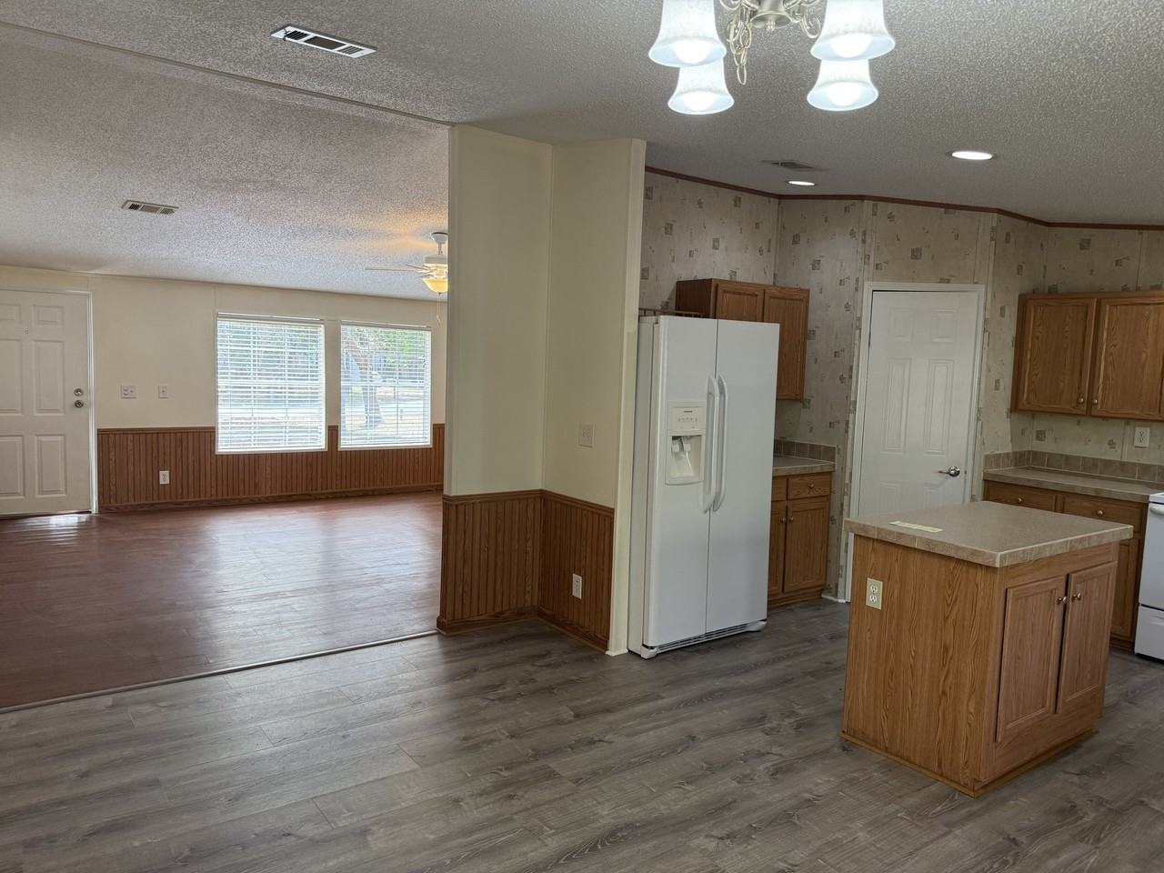 7831 Nw 166th St #1 - Photo 5 of 27