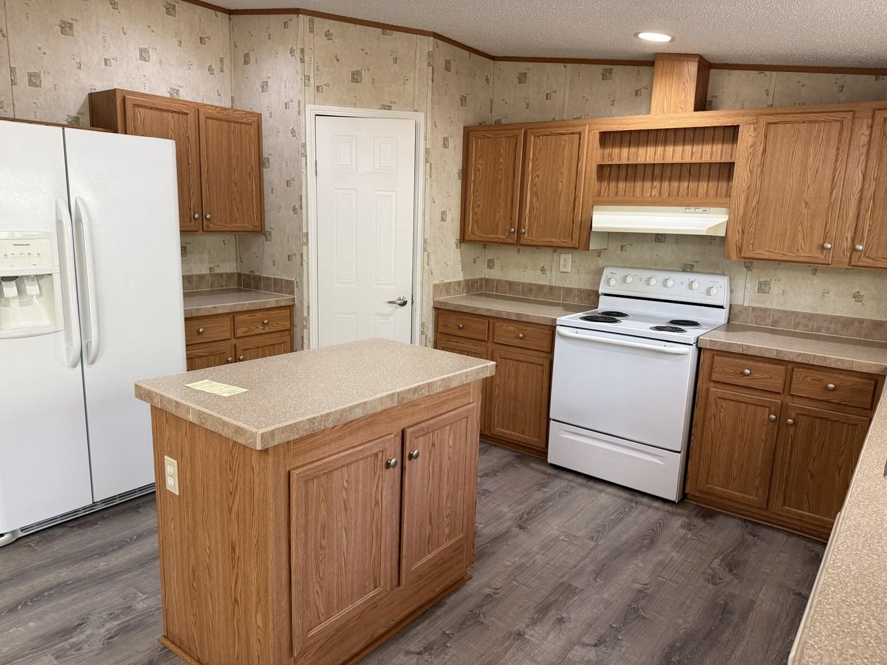 7831 Nw 166th St #1 - Photo 7 of 27