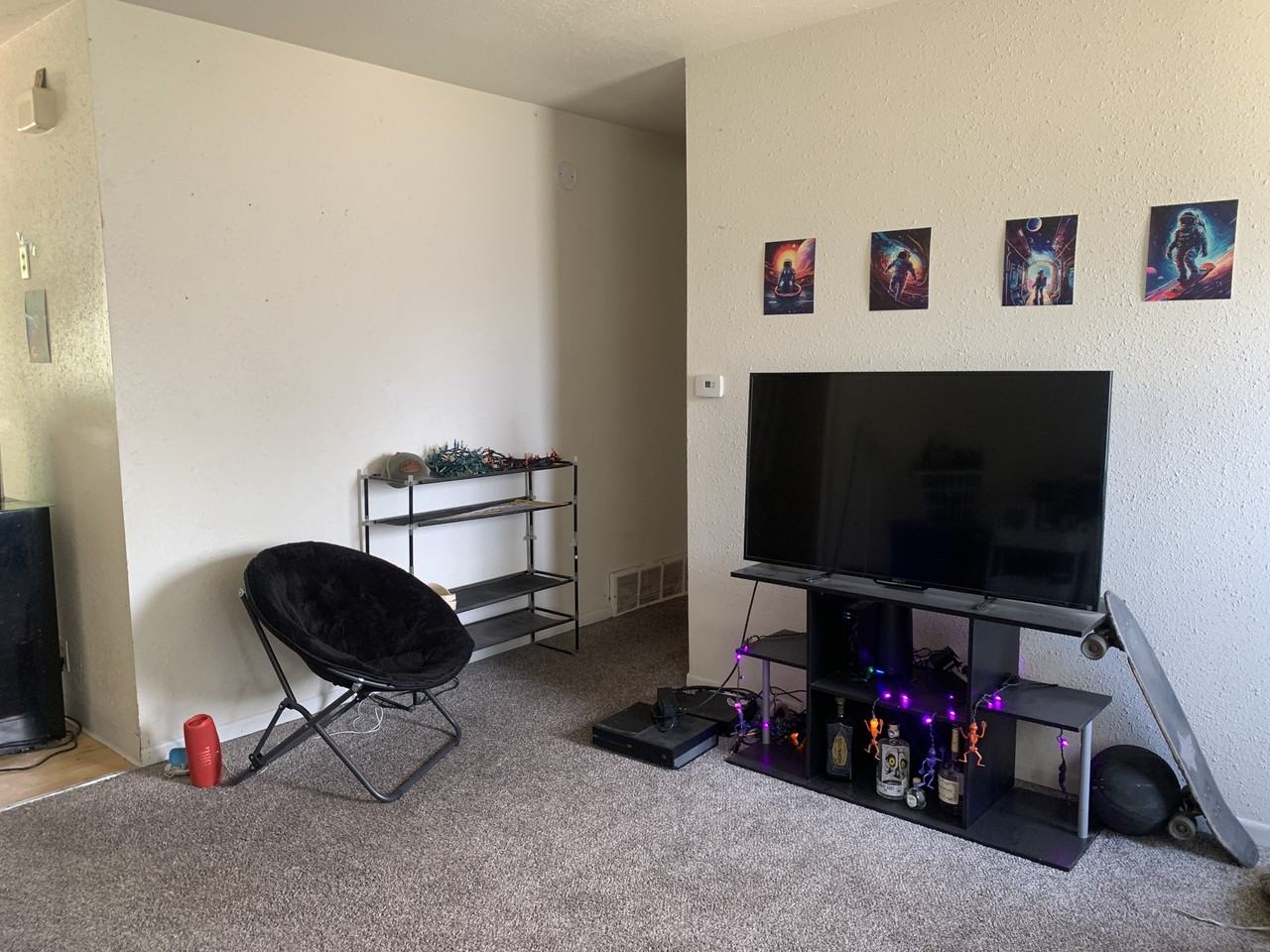 807 Reynolds St #1 - Photo 2 of 9