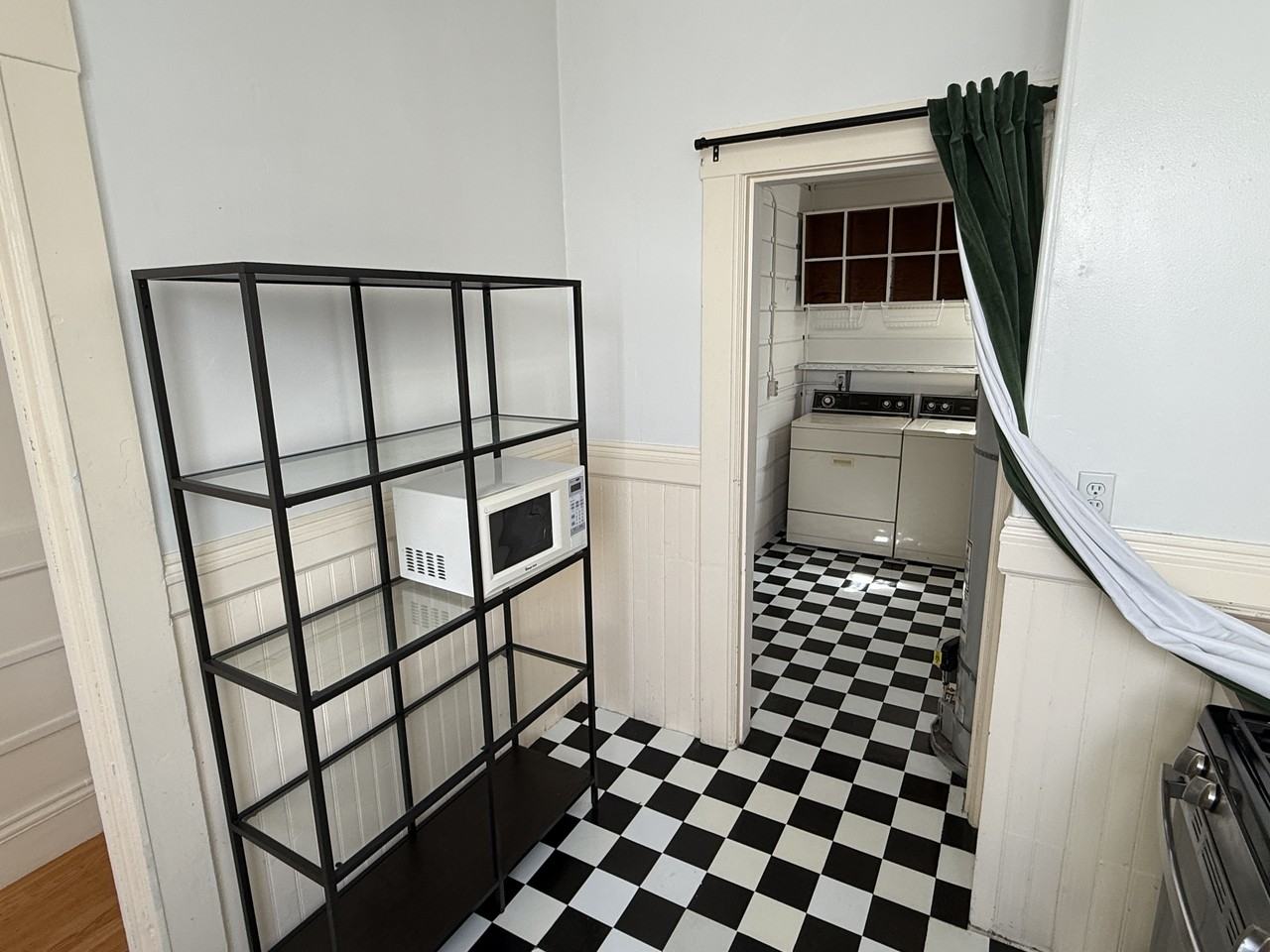 629 Oak Street - Photo 7 of 22