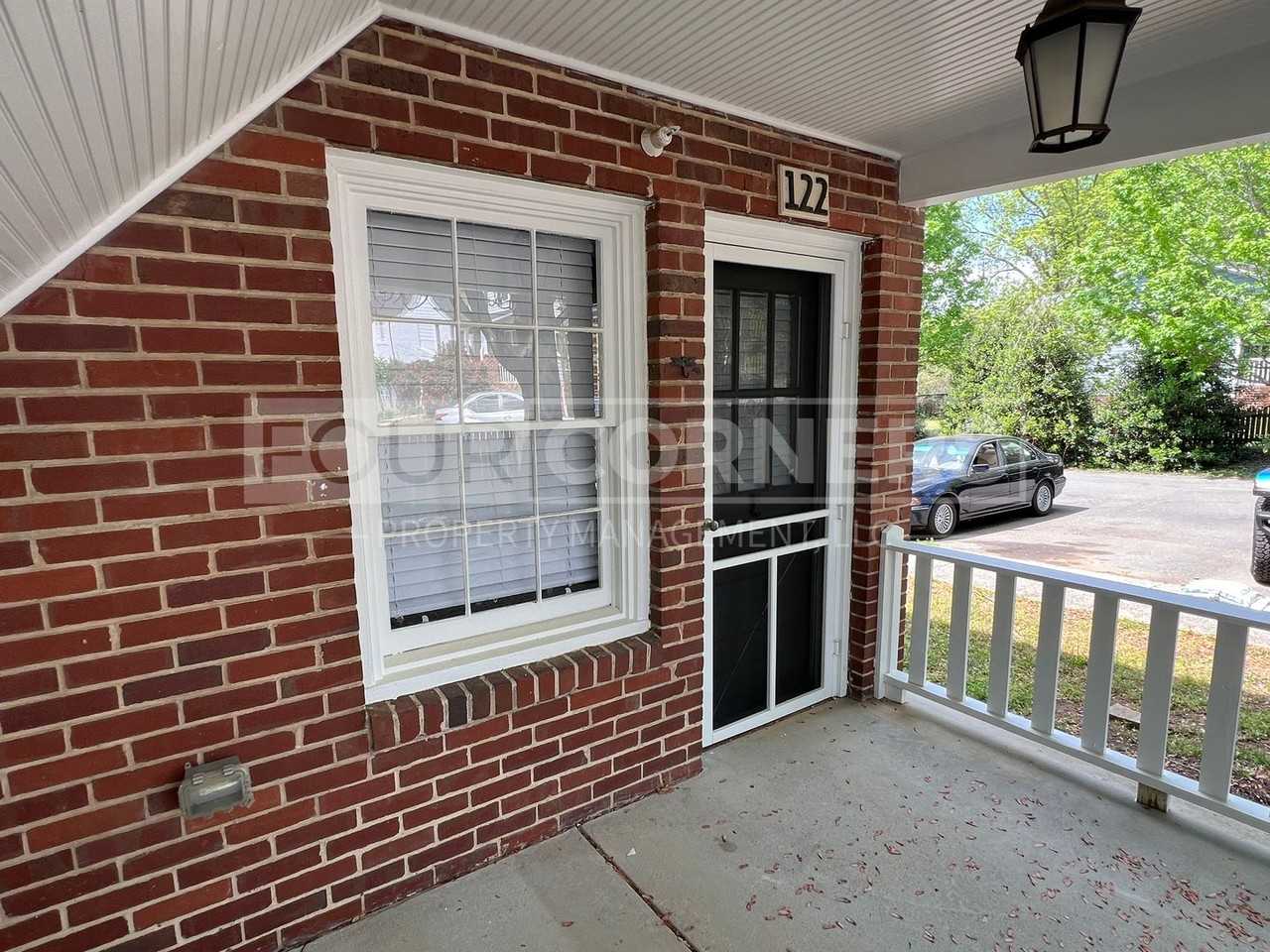 1462 Cherry St - Photo 2 of 16