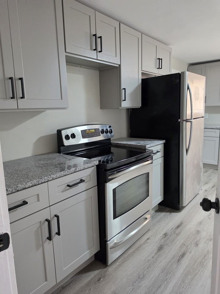 240 W Main St #1 - Photo 6 of 9