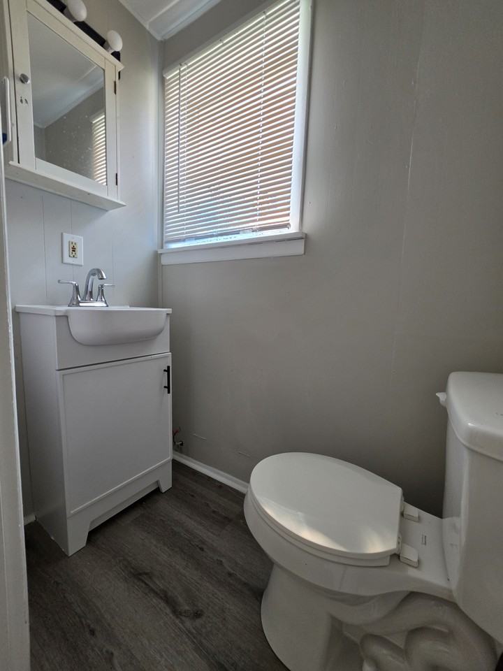 240 W Main St #1 - Photo 7 of 9