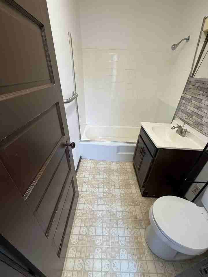 3120 East Pike #3120 - Photo 3 of 5