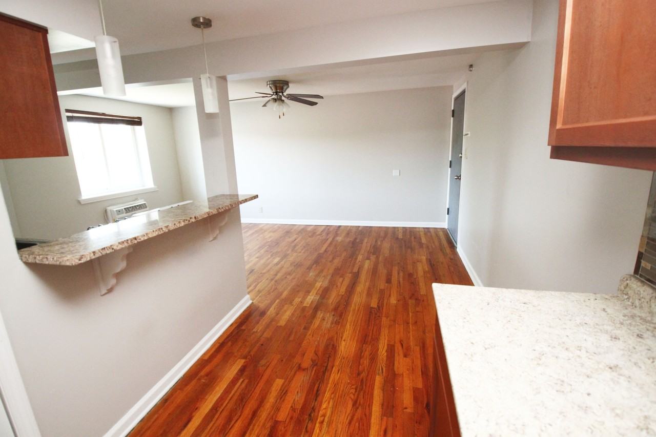 60 SUMNER AVENUEAPT 10 #B10 - Photo 3 of 8