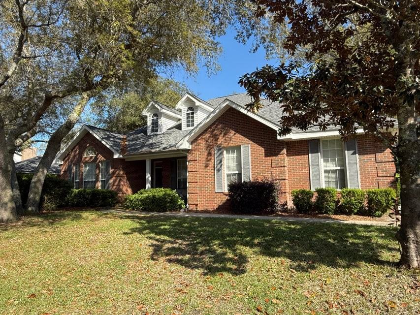 4410 Windlake Dr #1 - Photo 2 of 33