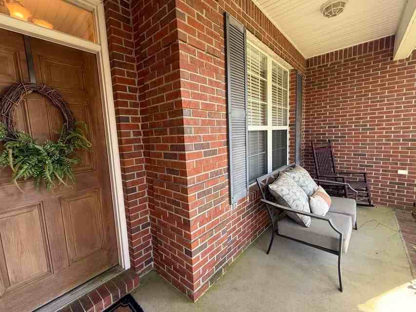 4410 Windlake Dr #1 - Photo 3 of 33