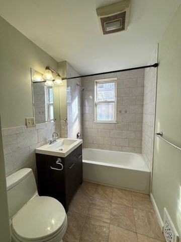 4412 Washington St #2 - Photo 5 of 8