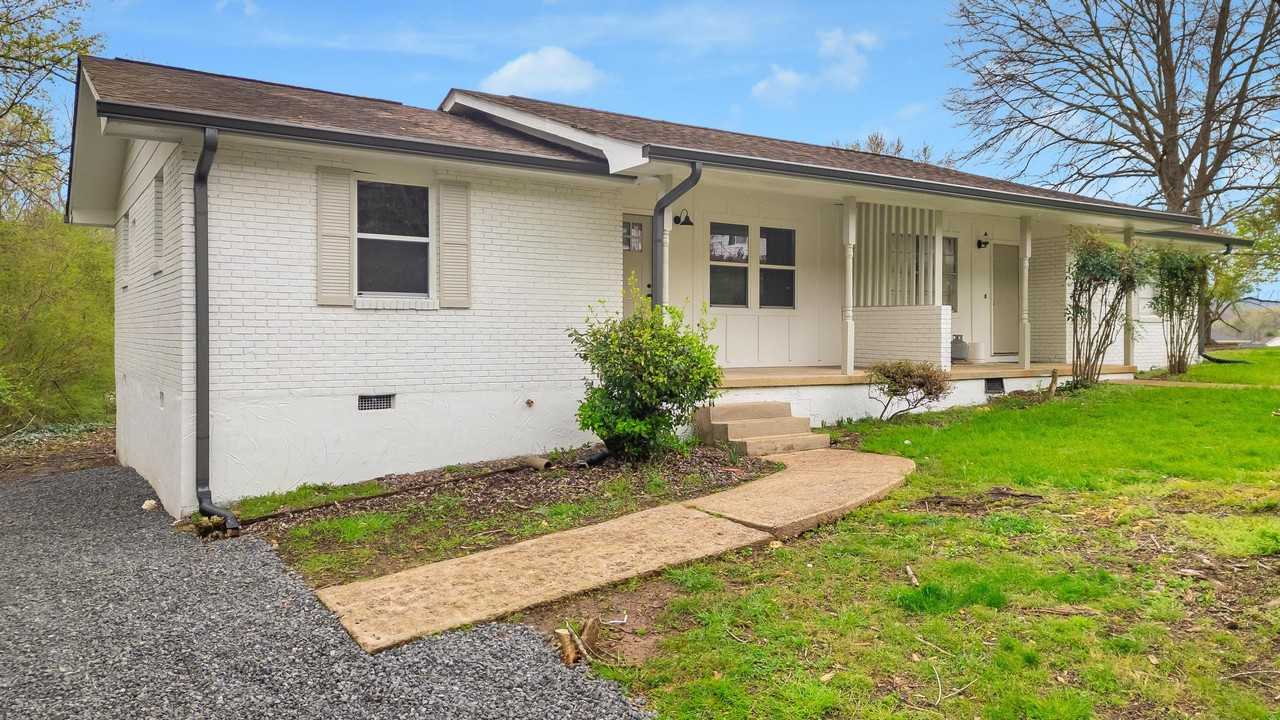 5403 Kimbro St #B - Photo 3 of 36