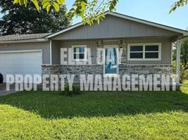 featured image of 3120 N Applewood Dr #1