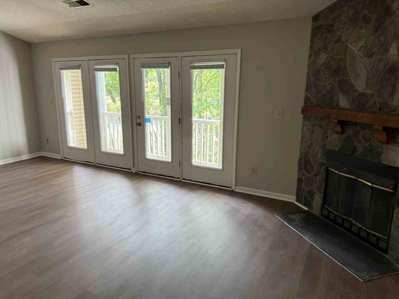 2332 W Vandalia Rd #L - Photo 2 of 3