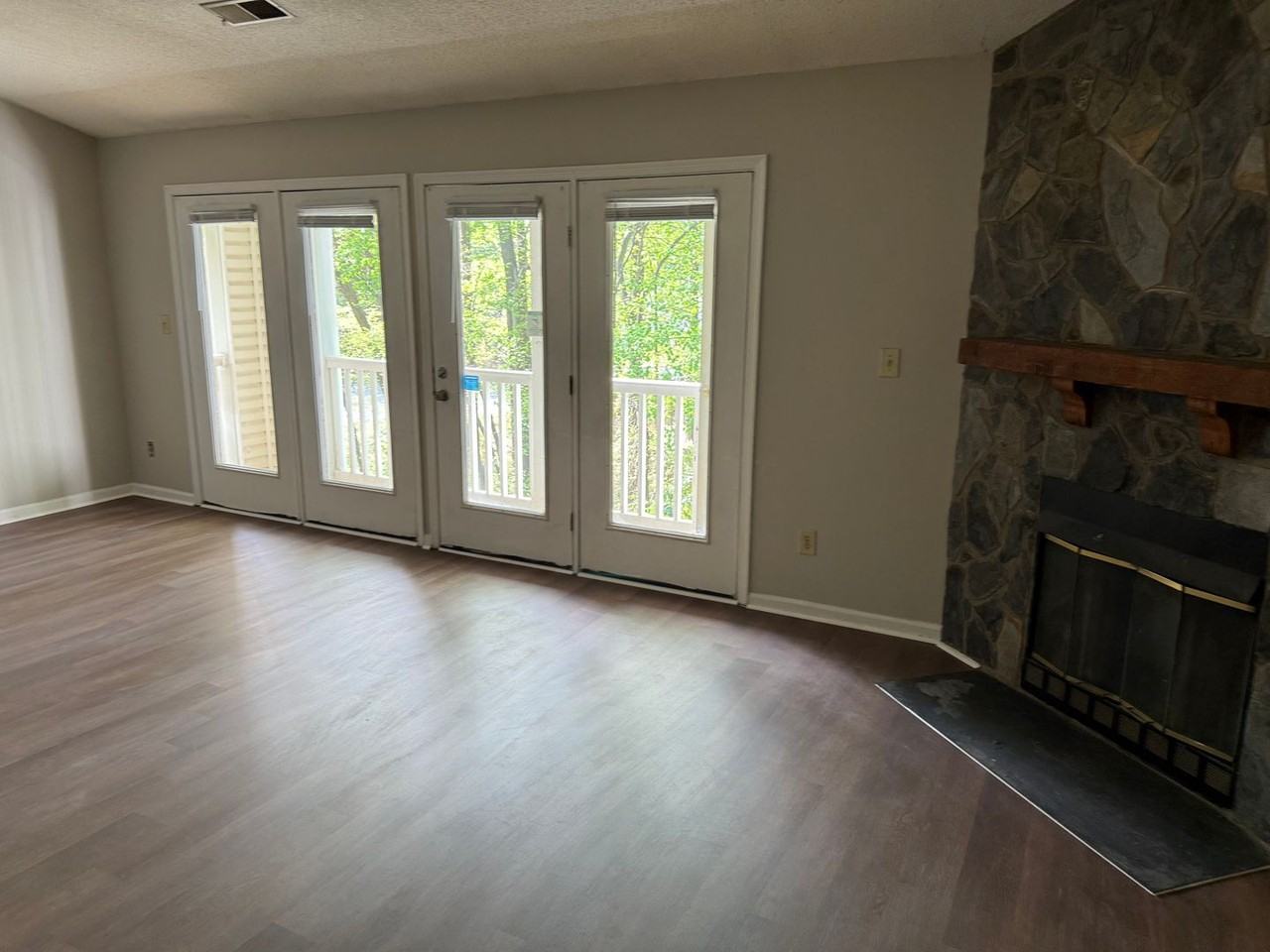 2332 W Vandalia Rd #L - Photo 3 of 3