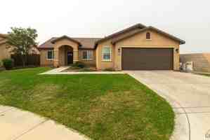 featured image of 10825 Coronado Pointe Dr #1