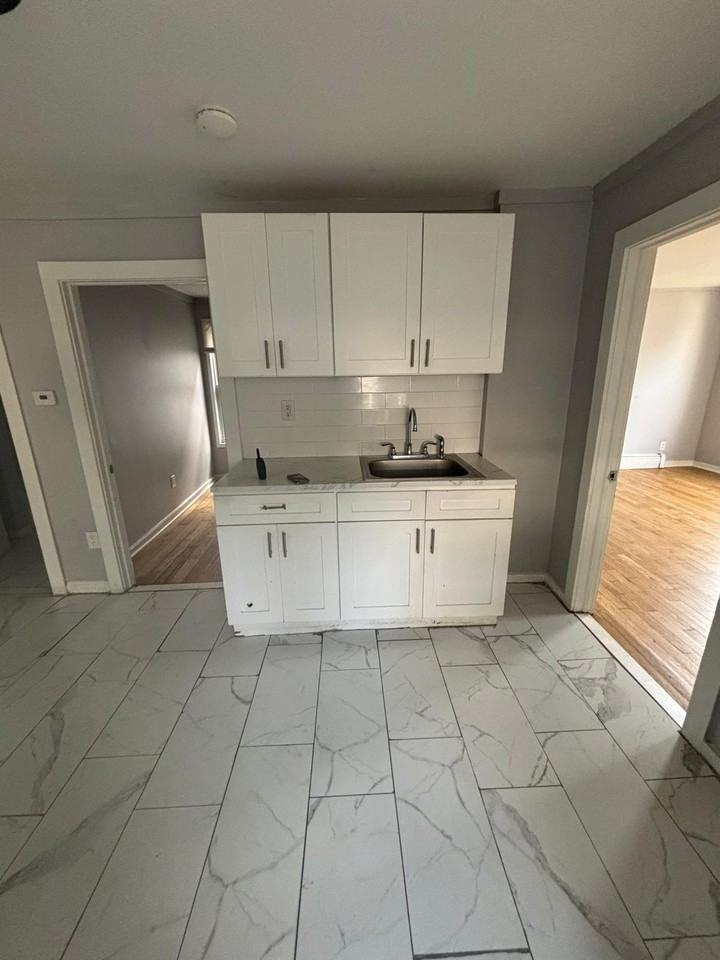 35 Saltonstall Ave #1st - Photo 7 of 11