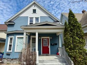 724 Washington St - Photo 1 of 1