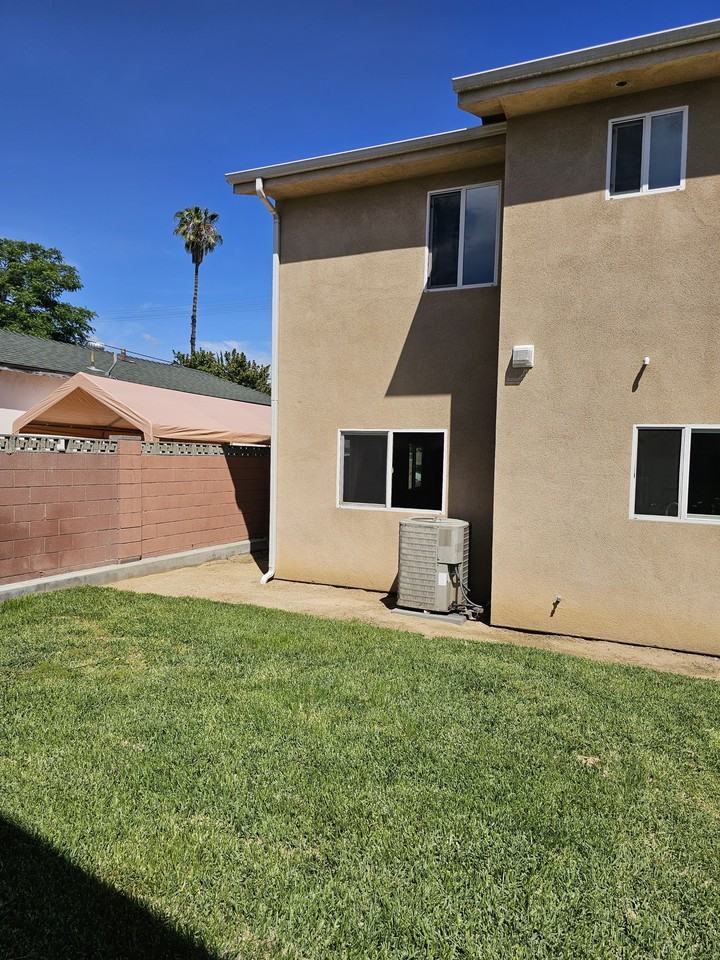 6649 Cleon Ave #1 - Photo 7 of 27