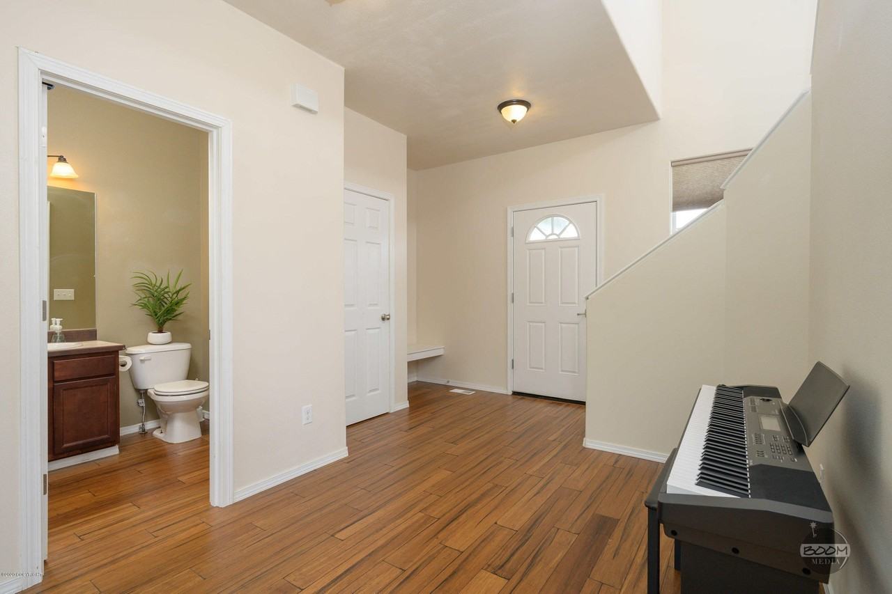 844 N Back Eddy Cir #1 - Photo 3 of 18