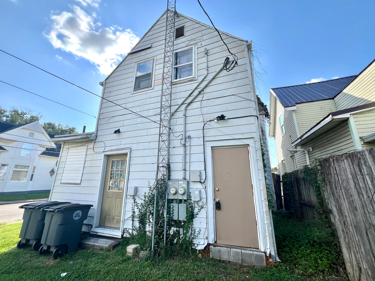 1001 Edgar St #B - Photo 3 of 12