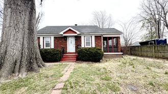 15 N Rotherwood Ave - Photo 1 of 1