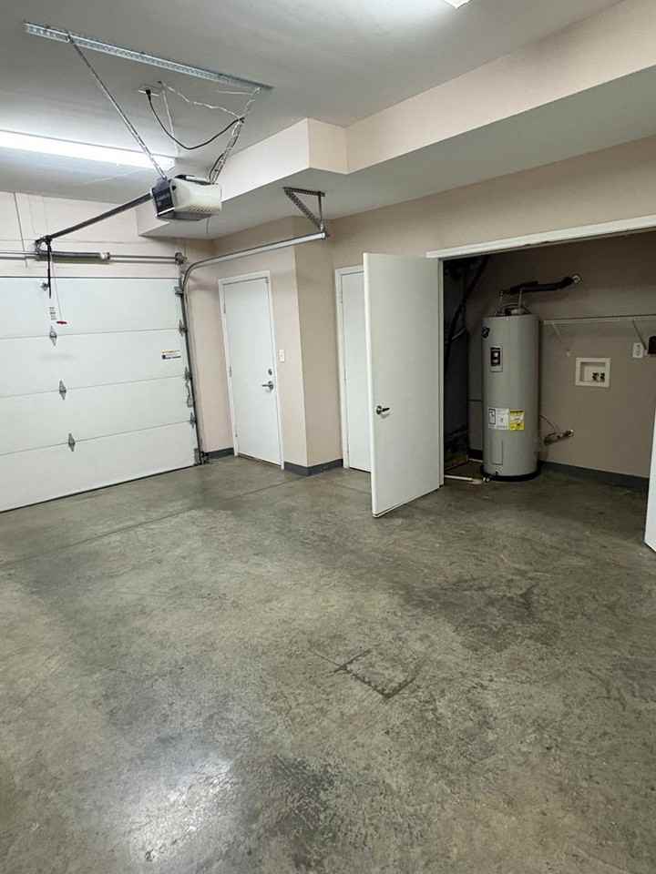 1318 Shelby St - Photo 6 of 25