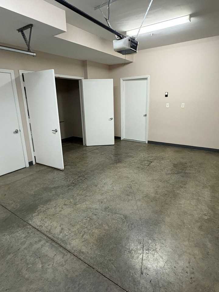1318 Shelby St - Photo 7 of 25