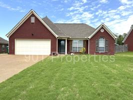 featured image of 40 Garden View Dr #1