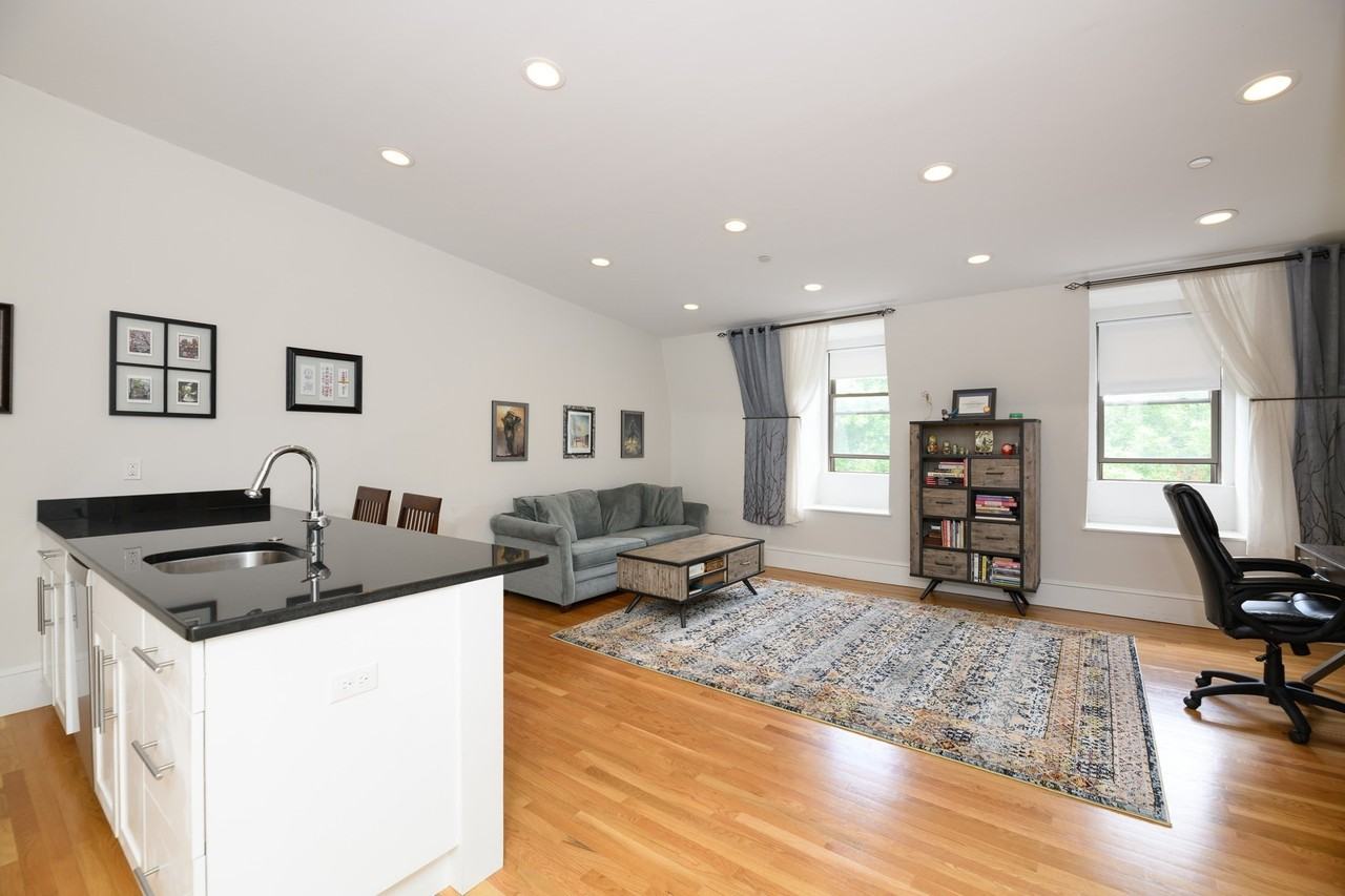 87 3rd St #1 - Photo 3 of 12