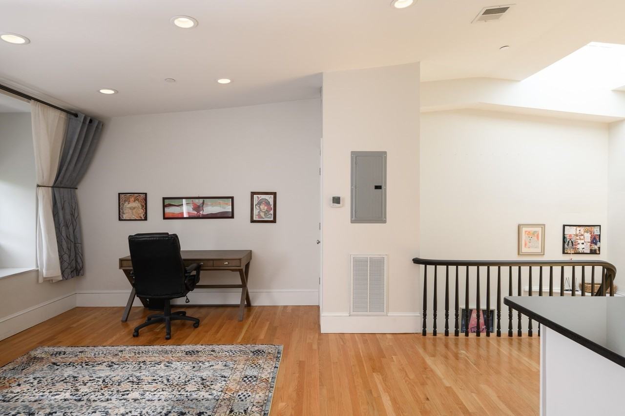 87 3rd St #1 - Photo 6 of 12