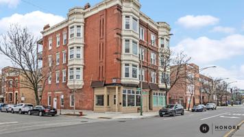 featured image of 624 S Racine Ave