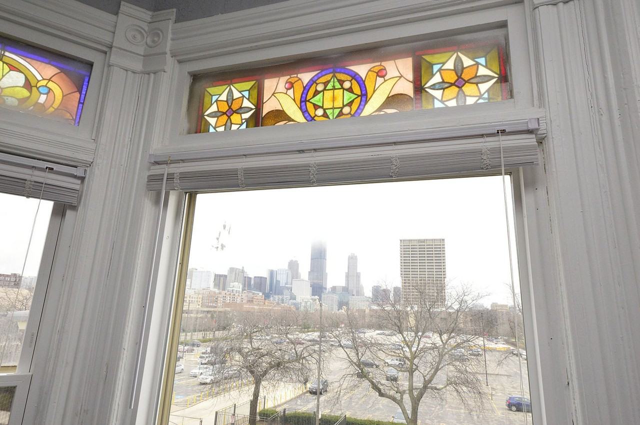 624-8 S. Racine Ave. - Photo 4 of 7
