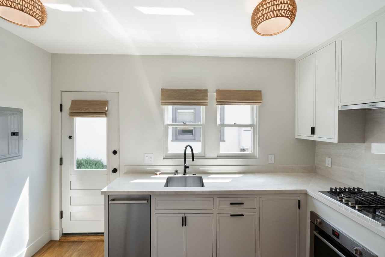 2545 2nd St - Photo 5 of 16