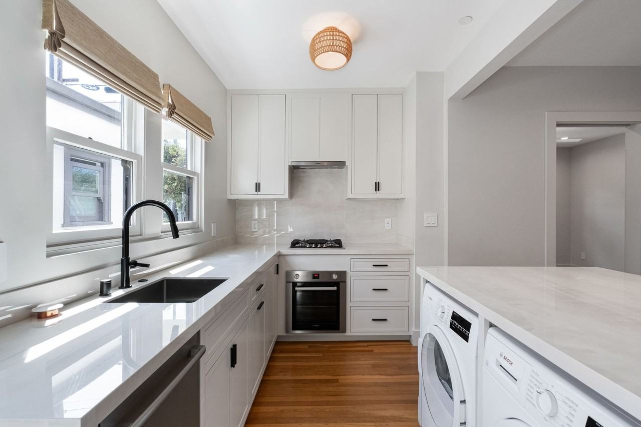 2545 2nd St - Photo 6 of 16