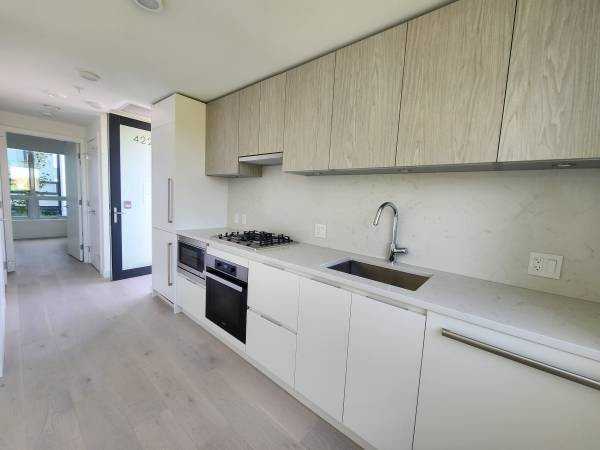 4222 Cambie Street - Photo 4 of 10