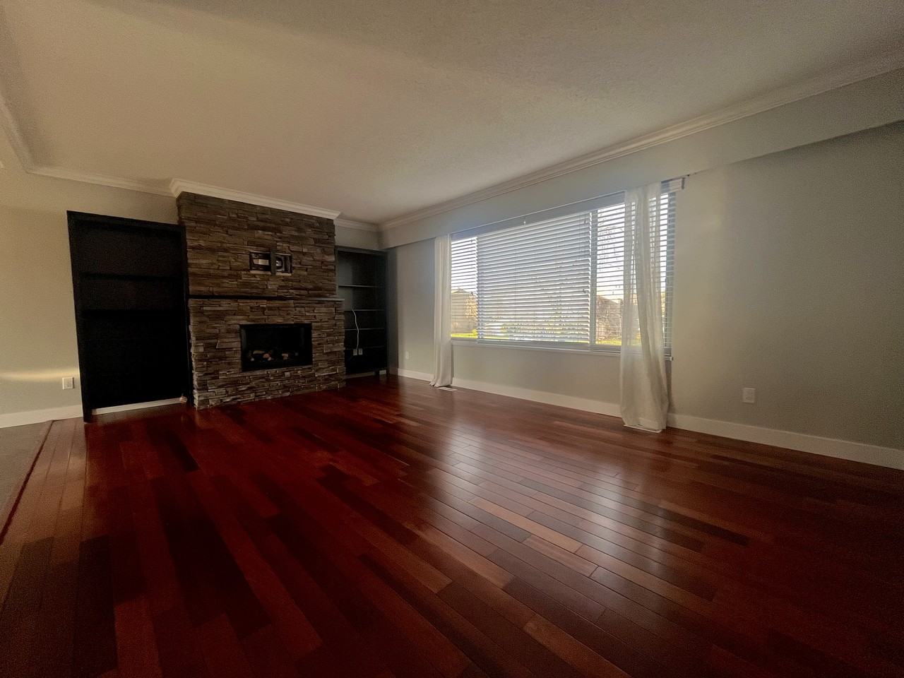 17872 58 Avenue - Photo 5 of 20