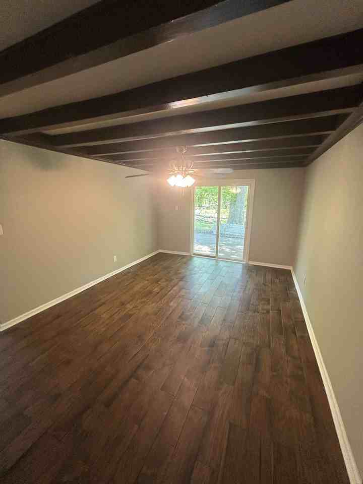 2633 Ashlawn Dr #1 - Photo 6 of 11