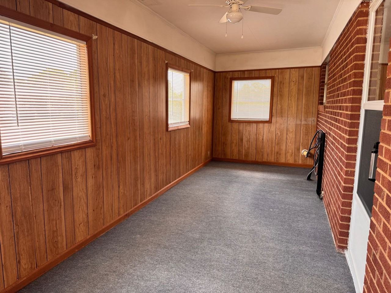 5661 Gallimore Town Rd - Photo 6 of 25