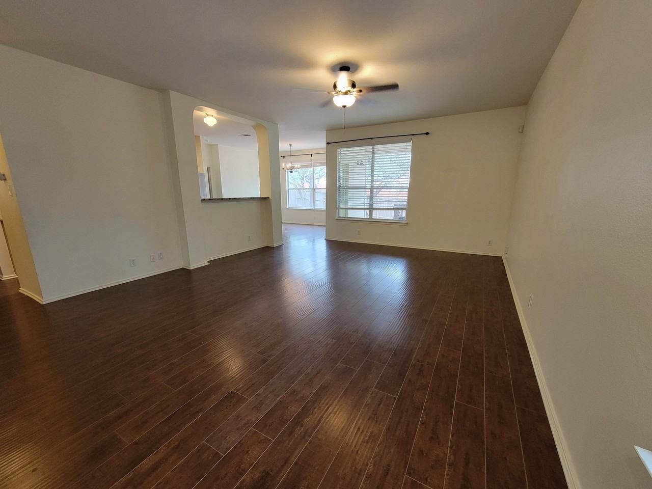 3476 Dartmouth Cv #1 - Photo 3 of 21