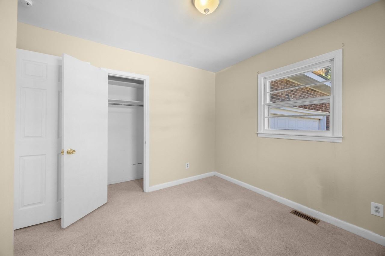 2548 Jones St #1 - Photo 7 of 14