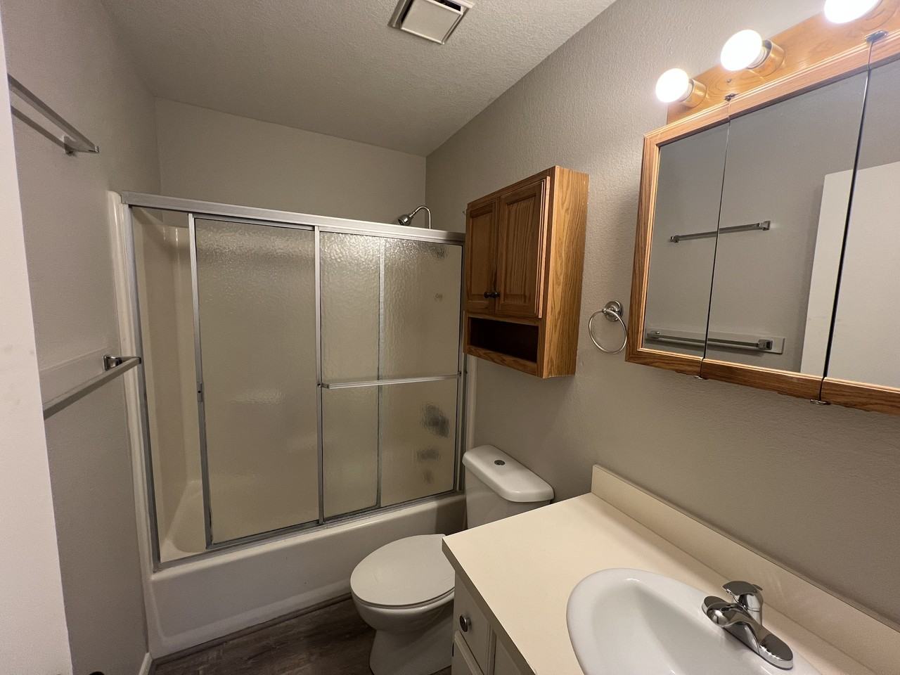 111 S Willow Rd #2 - Photo 5 of 11