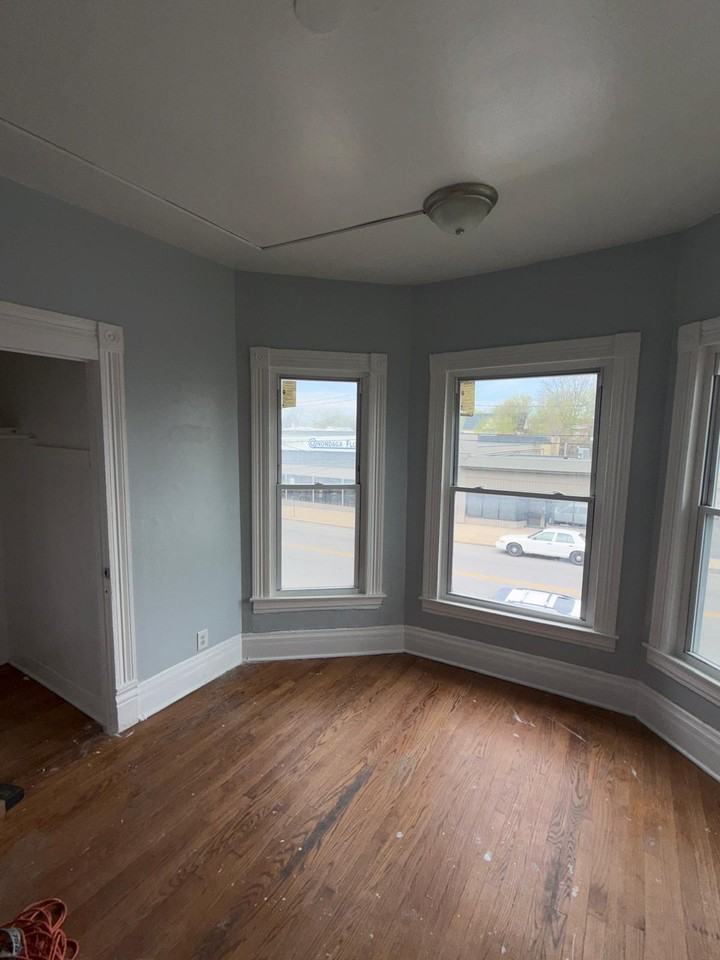 1507 N Salina St #3 - Photo 4 of 16