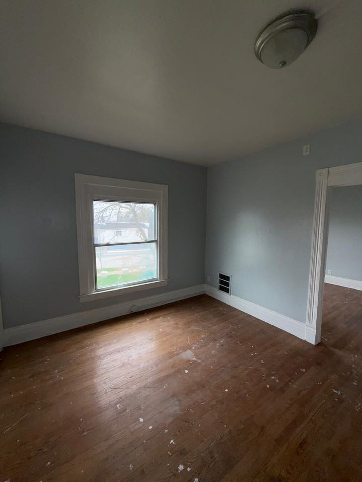 1507 N Salina St #3 - Photo 6 of 16